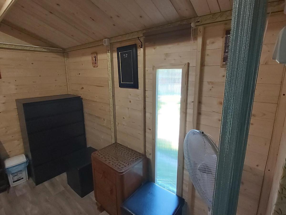 Relax Bungalow Terrace, Glamping Fahaz Siófok Buitenkant foto